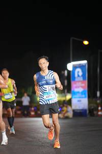 BIB: 4076, 9219
                            <button type="button" onclick="openModal(23029216)" class="btn btn-primary btn-sm float-right btn-popup" data-toggle="modal" data-target=".modal-high-quality">
                        <i class="fas fa-shopping-cart"></i> Add to Cart
                    </button>
                                            <button type="button" onclick="isThisMe(23029216, true)" class="btn btn-success btn-sm float-right btn-popup btn-isme hidden" data-toggle="tooltip" data-placement="bottom" title="นี่คือรูปของคุณใช่ไหม คลิกที่นี่เพื่อเอาเข้าอัลบั้ม">
                        <i class="fas fa-plus"></i> Add to album
                    </button>
                    <button type="button" onclick="isThisMe(23029216, false)" class="btn btn-warning btn-sm float-right btn-popup btn-isnotme hidden">
                        <i class="fas fa-ban"></i> Remove from album
                    </button>